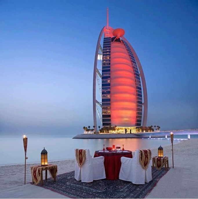 Overlooking An Iconic Dubai Landmark - Burj Al Arab Overlooking An Iconic Dubai Landmark - Burj Al Arab